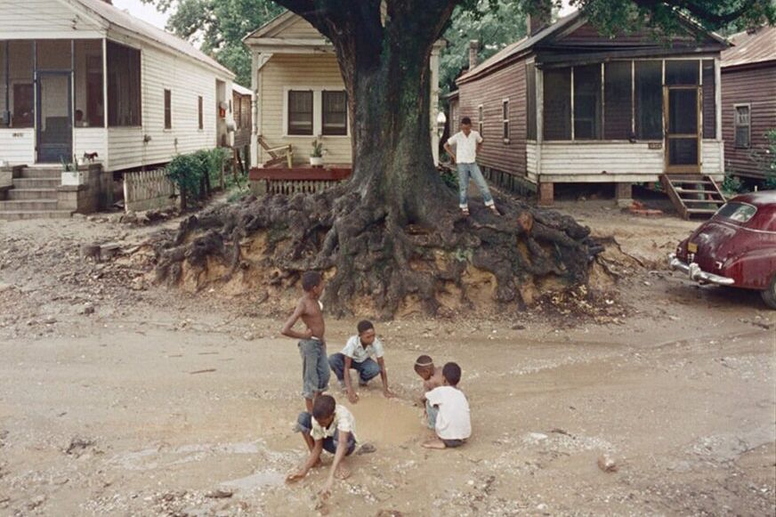 Gordon Parks — Children at Play. Shady Grove, 1956
